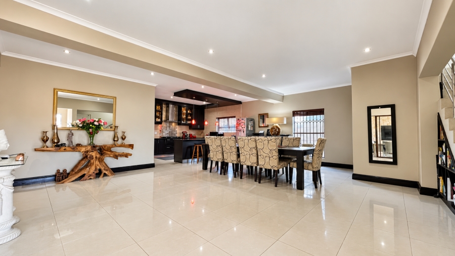 4 Bedroom Property for Sale in Parklands Western Cape